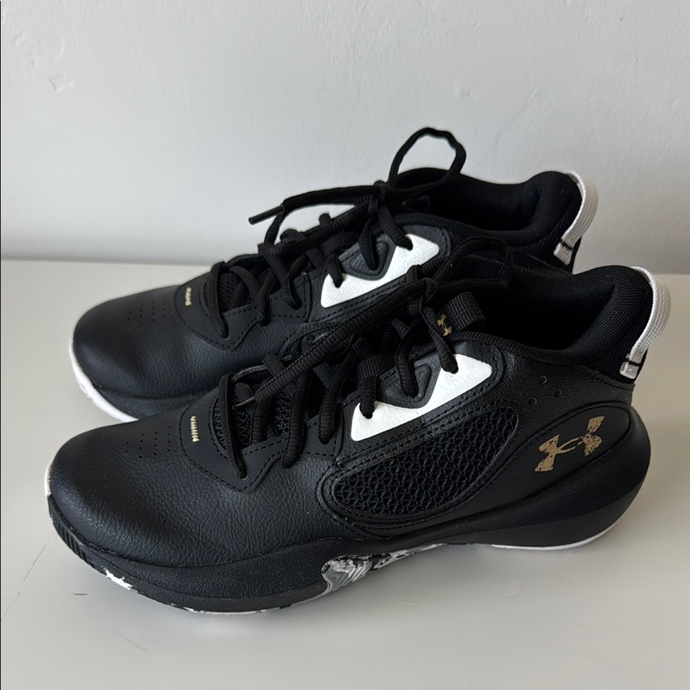 Under Armour Kids Black and White Sneakers